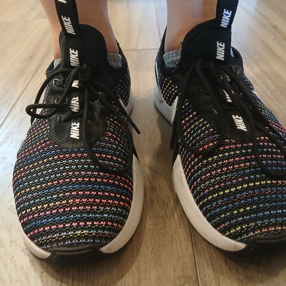 Nike Black Multi-Color Sneakers - Picture 2 of 9